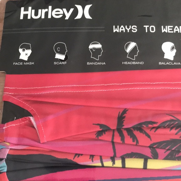 NWT Hurley Multi-Functional Gaiter (face mask) - Picture 2 of 3